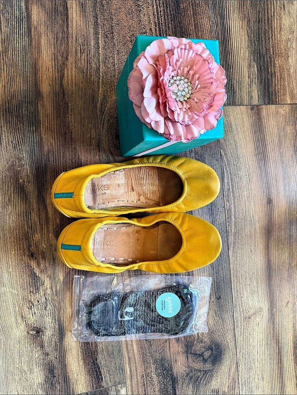 Tieks Mustard Yellow Leather Flats US 6 with original box